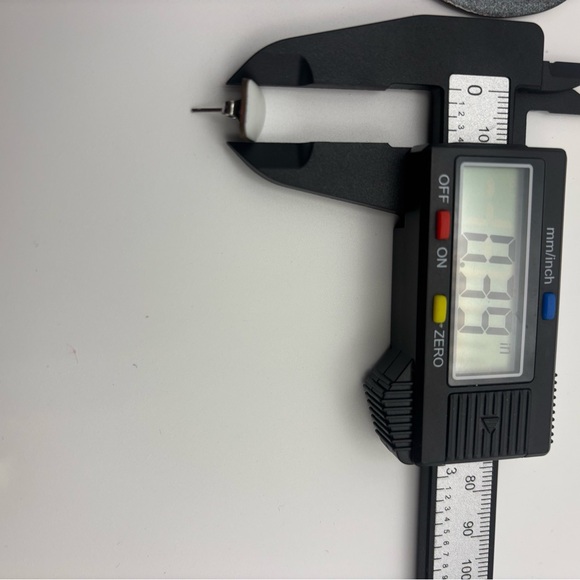 Vintage Floral Enamel Brooch and Earring Set | Mid-20th Century - Picture 5 of 7